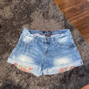 Girls blue jean shorts!